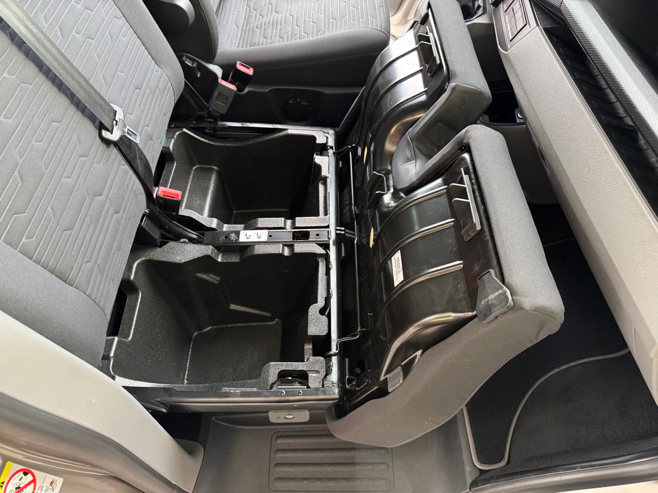 Volkswagen Caravelle 2.0TDI CRUIS GARANZIA 24 MESI