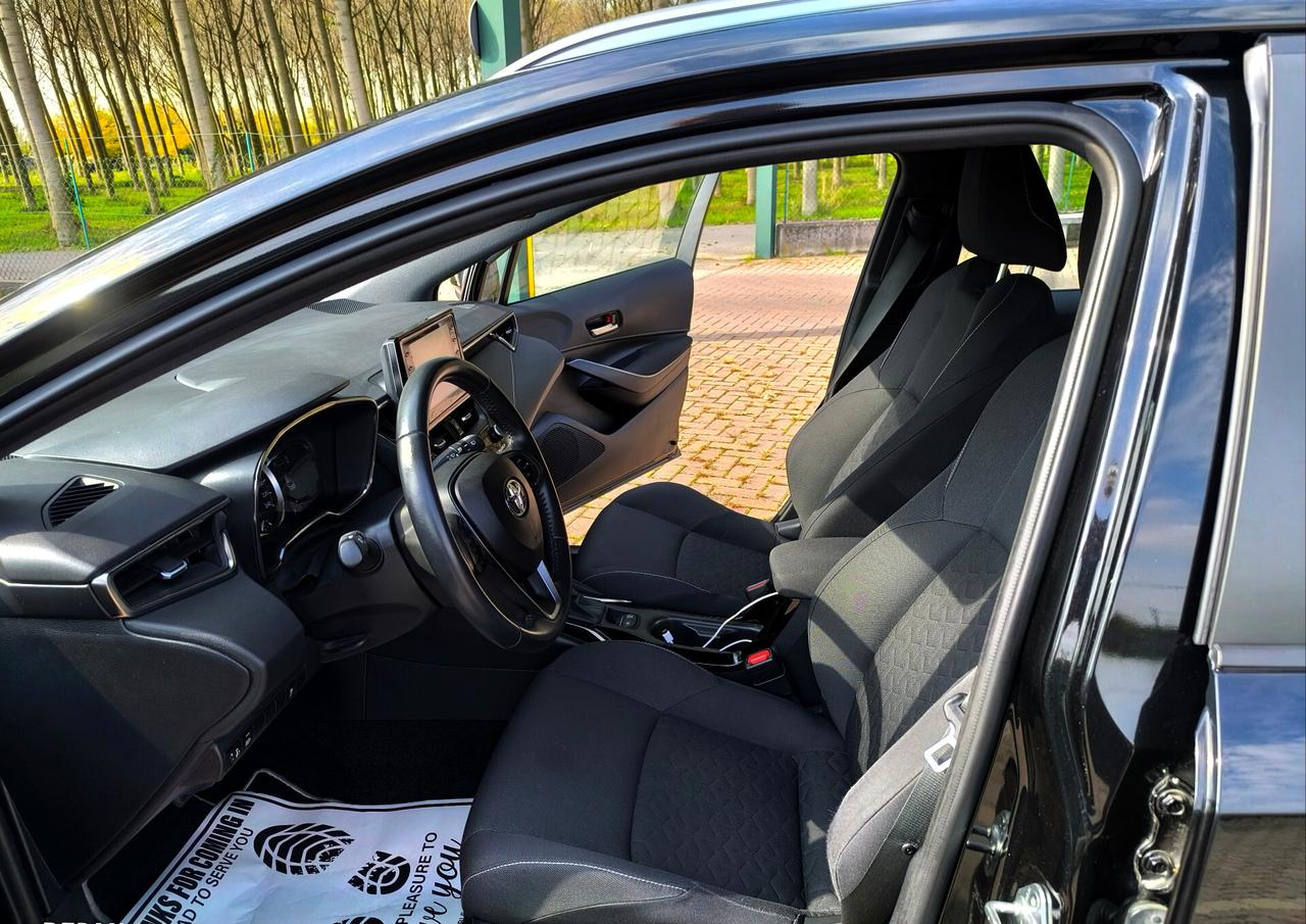 Toyota Corolla Touring Sports 1.8 Hybrid Active