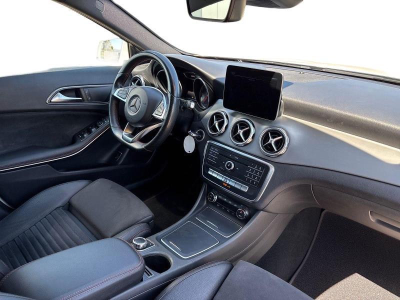 Mercedes GLA 200 200 D Premium 4Matic 7G-DCT