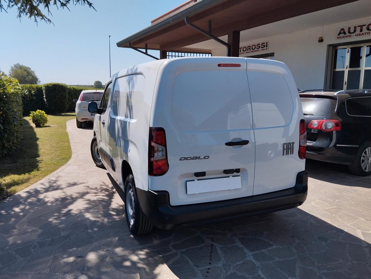 Fiat Doblo Doblò 1.5 BlueHdi 130CV PC-TN Van tre posti