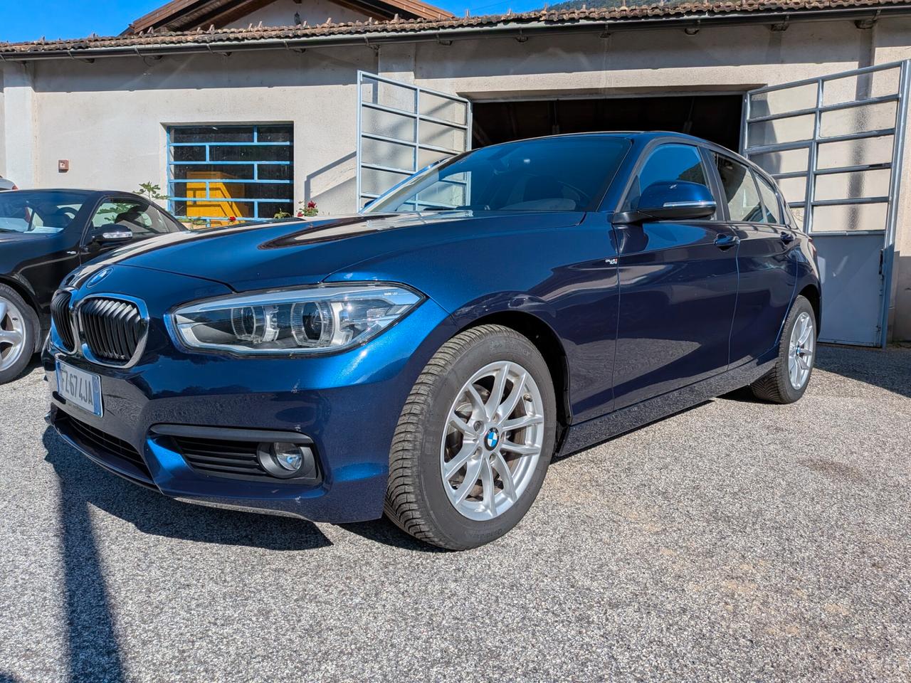 BMW F20 116D Steptronic 116CV