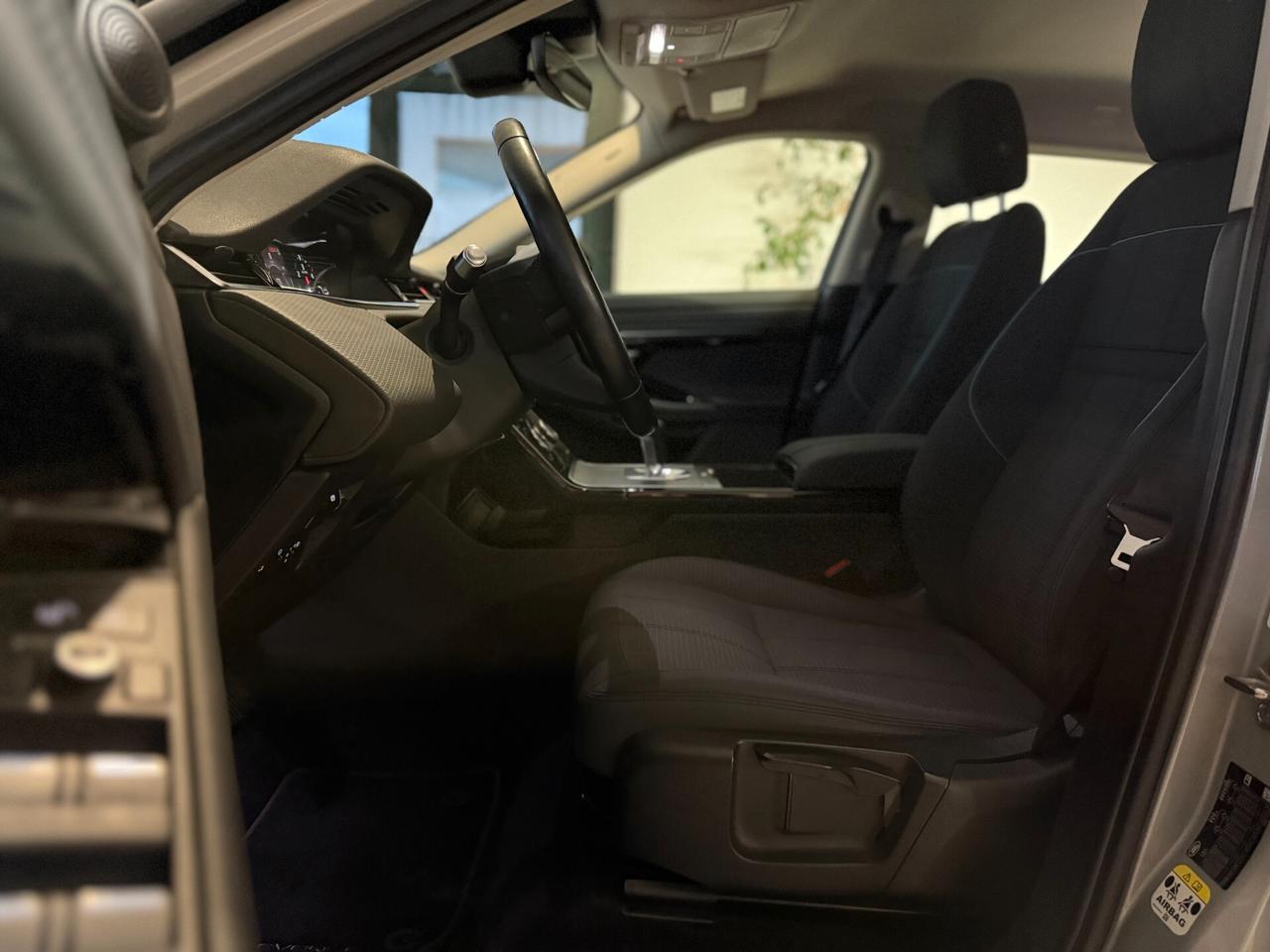 Land Rover Range Evoque 2.0D I4 150CV AWD Business Edit.