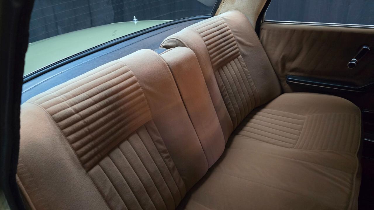 Alfa Romeo 2000 anno 1974 certificabile ASI