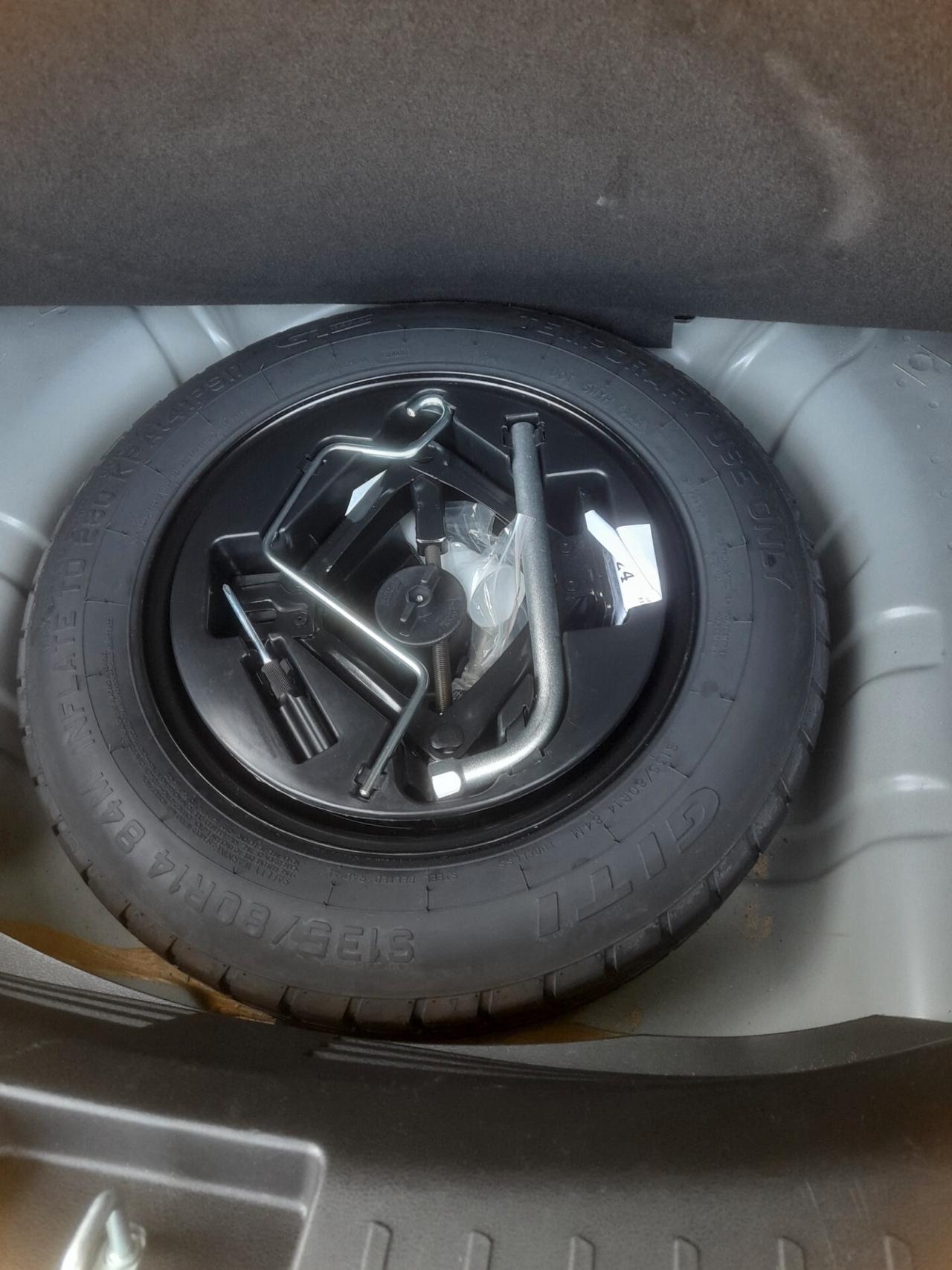 Lancia Ypsilon 1.0 5 porte Hybrid Gold Plus