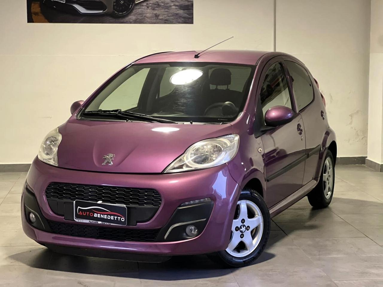 PEUGEOT 107 1.0 2TRONIC 2013