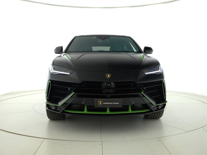 Lamborghini Urus 4.0 v8 auto