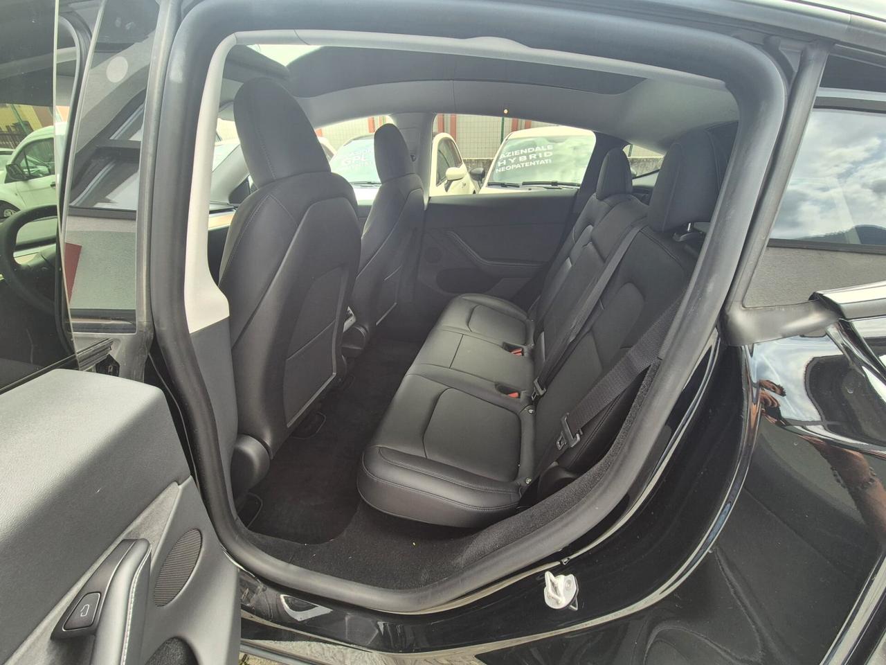 Tesla Model Y RWD