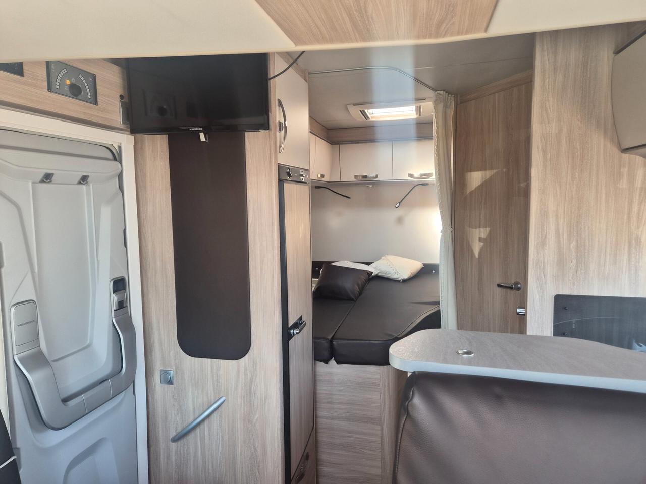 Fiat PROFESSIONAL DUCATO WEINSBERG CARASUITE CAMPER
