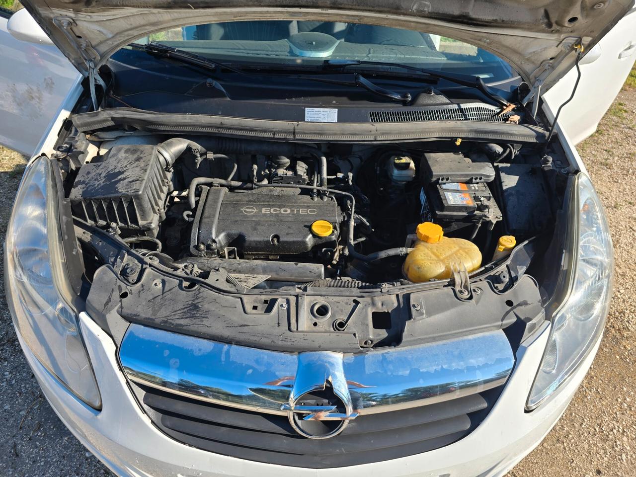 Opel Corsa 1.4 16V 3 porte AUTOMATICA