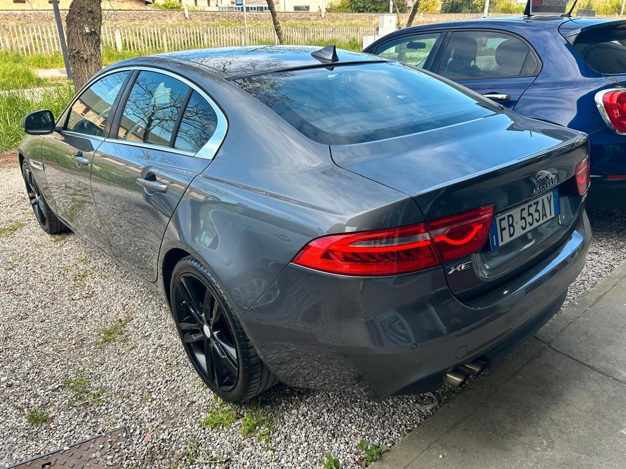 Jaguar XE 2.0 D Turbo aut. Portfolio
