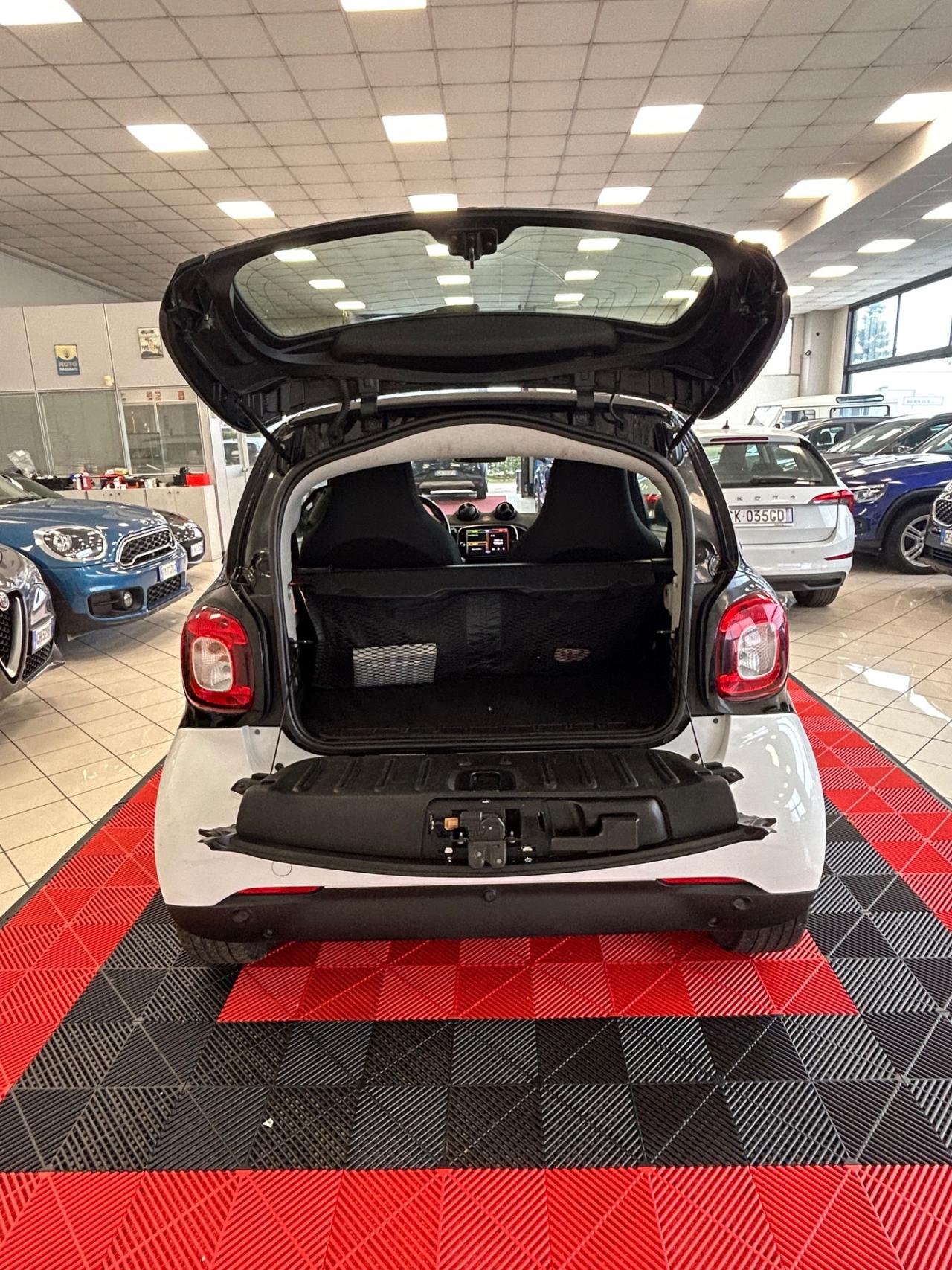 Smart ForTwo 3as. (C-A453) EQ Racingreen (41 kw)