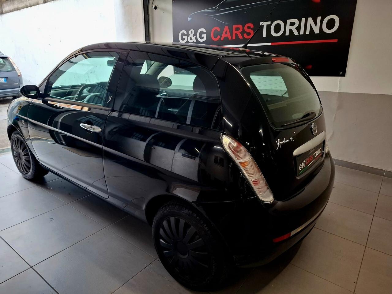 Lancia Ypsilon 1.4 Argento