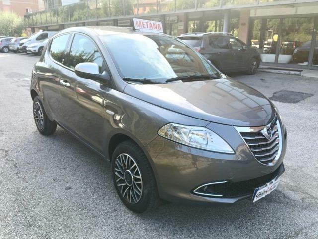 LANCIA Ypsilon 0.9 TwinAir 85 CV 5 porte Metano Ecochic Gold