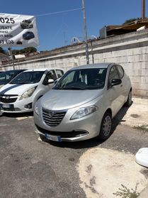 Lancia ypsilon 1.2 gold