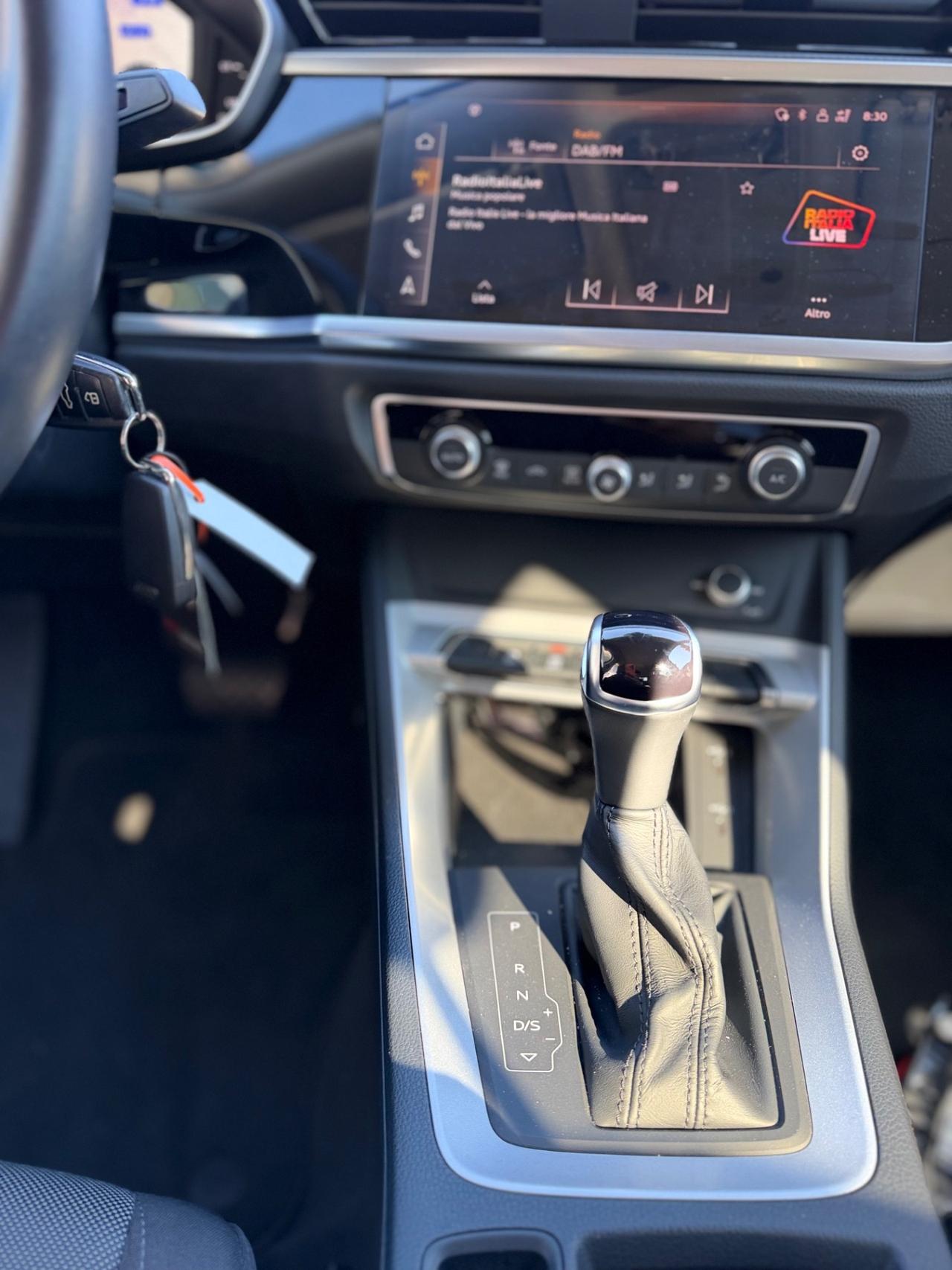 Audi Q3 35 TDI S tronic Business Advanced
