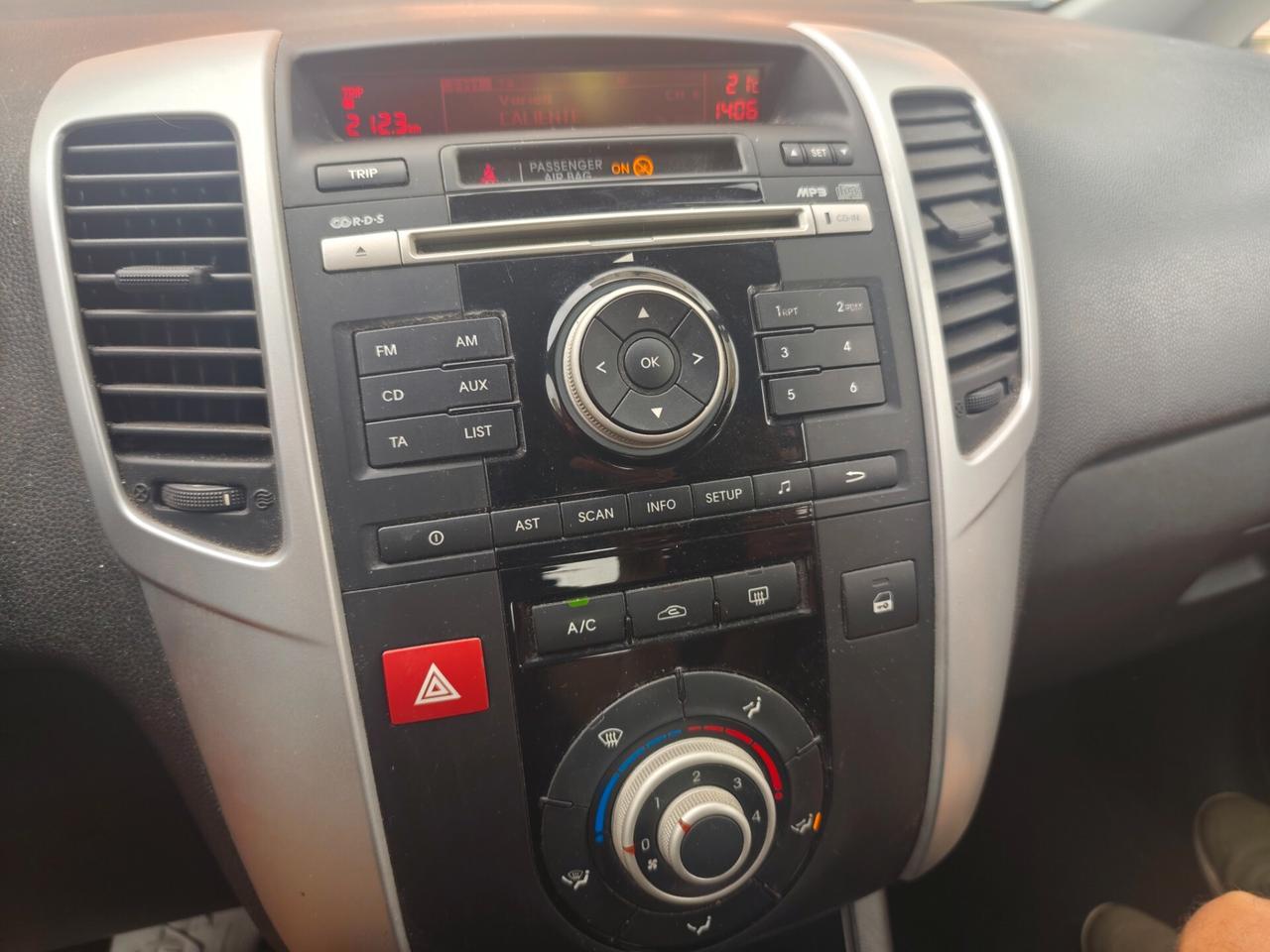 Kia Venga 1.4 Benzina GPL euro 5 neopatentati