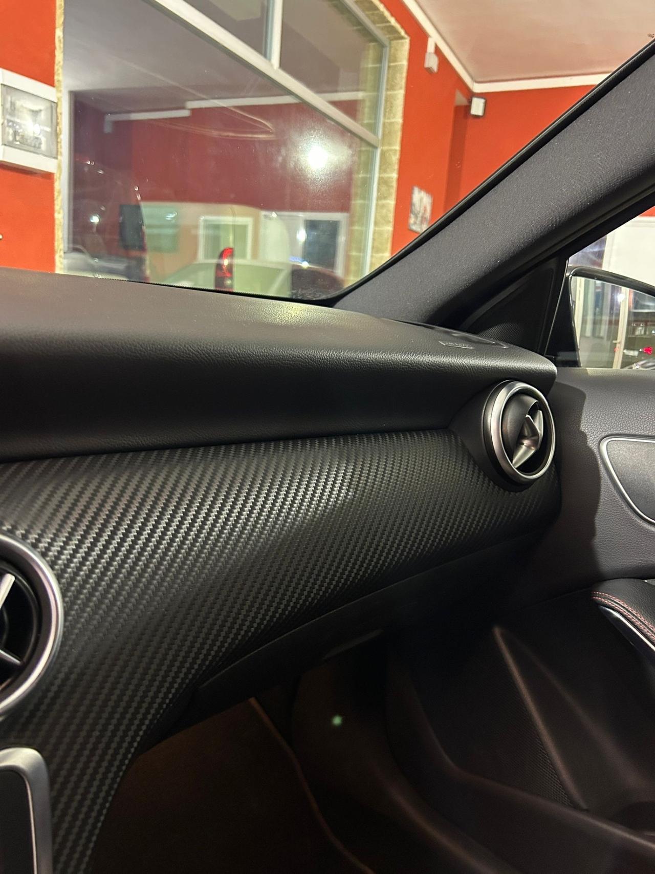 Mercedes-benz A160d Premium AMG -2017