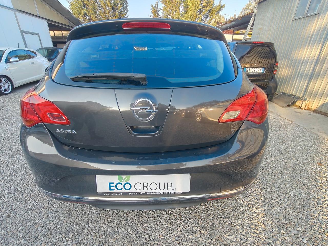 Opel Astra 1.4 Turbo 140CV 4 porte GPL Tech Cosmo