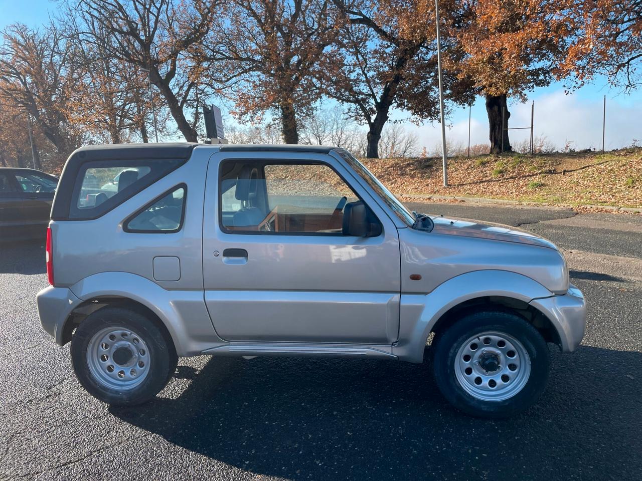 Suzuki Jimny 1.3i 16V cat 4WD JLX