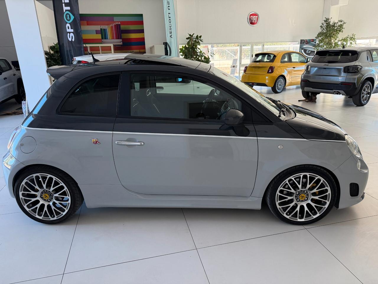 Abarth 500 1.4 Turbo T-Jet Custom