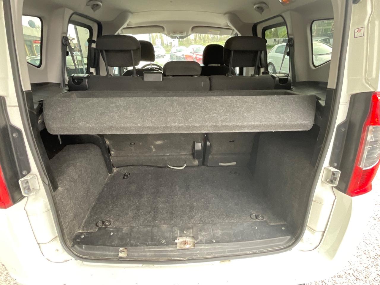 Fiat Qubo 1.3 MJT 75 CV Trekking