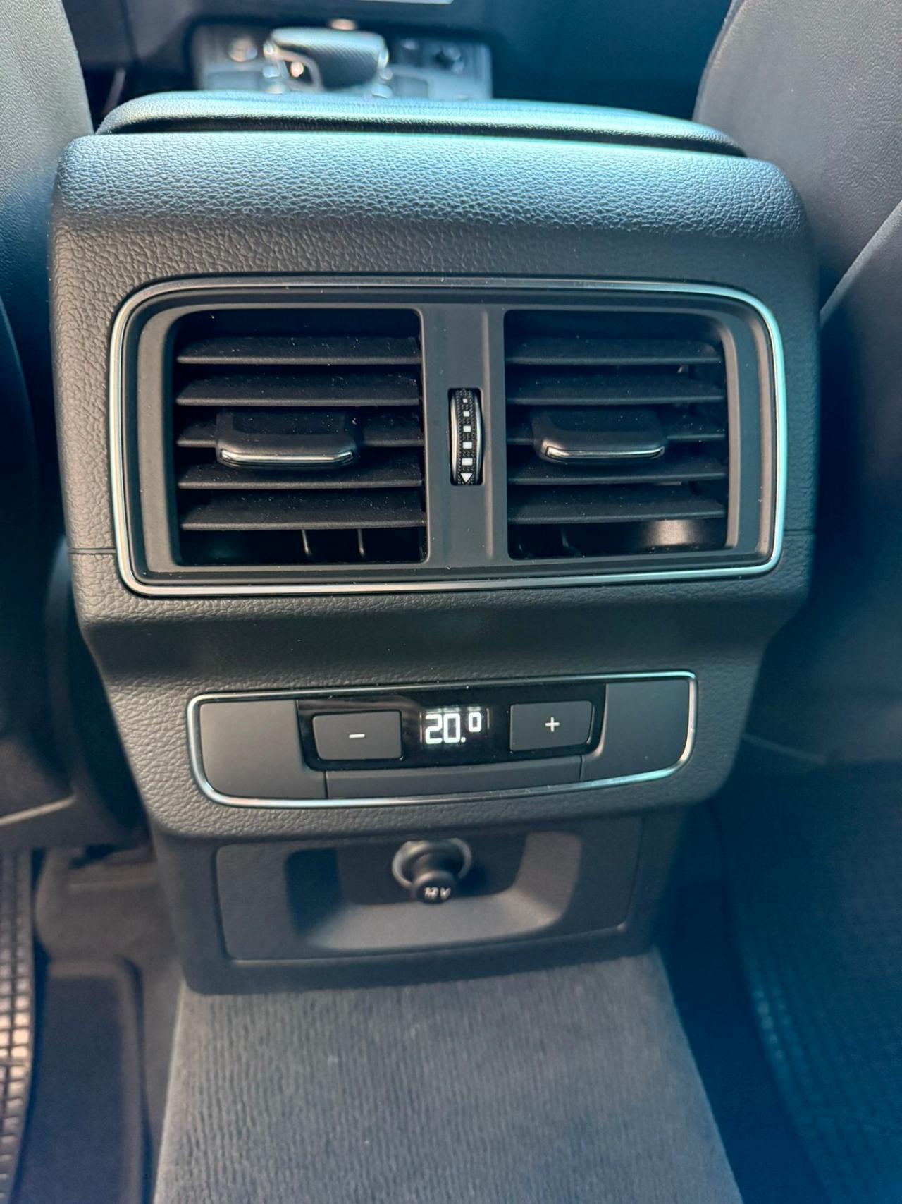 Audi Q5 40 TDI quattro S tronic line plus