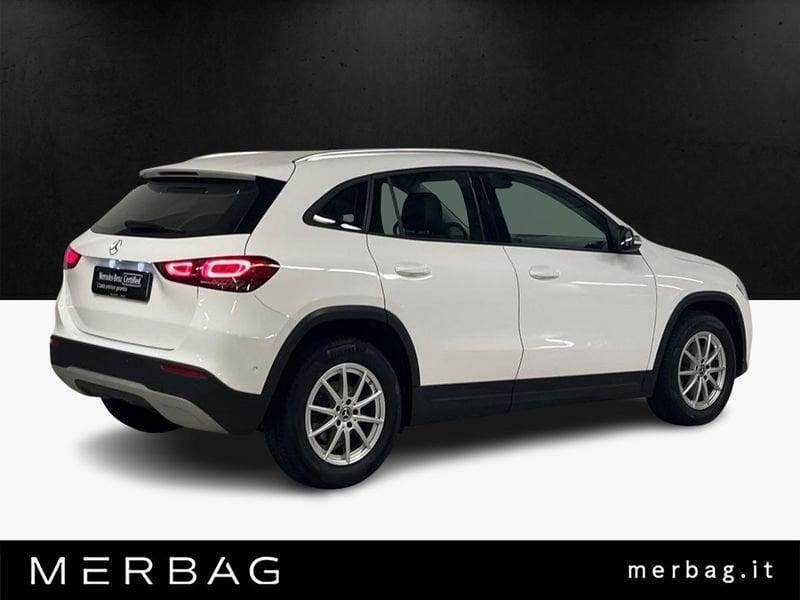 Mercedes-Benz GLA 180 d Automatic Business Extra