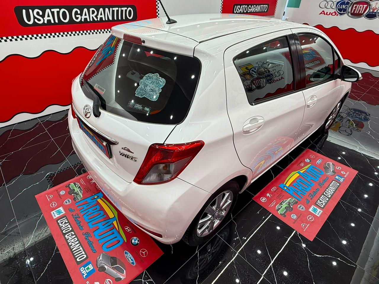Toyota Yaris 1.4 D-4D 90cv Lounge - 2012