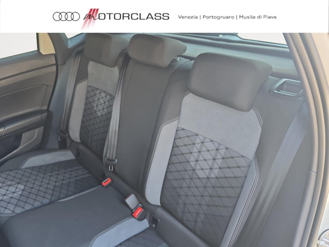 Volkswagen Polo 1.0 tsi 95cv r line