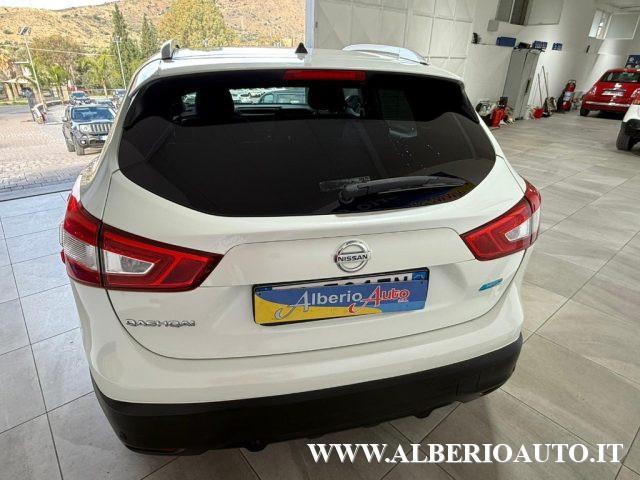 NISSAN Qashqai 1.5 dCi N-Connecta 360