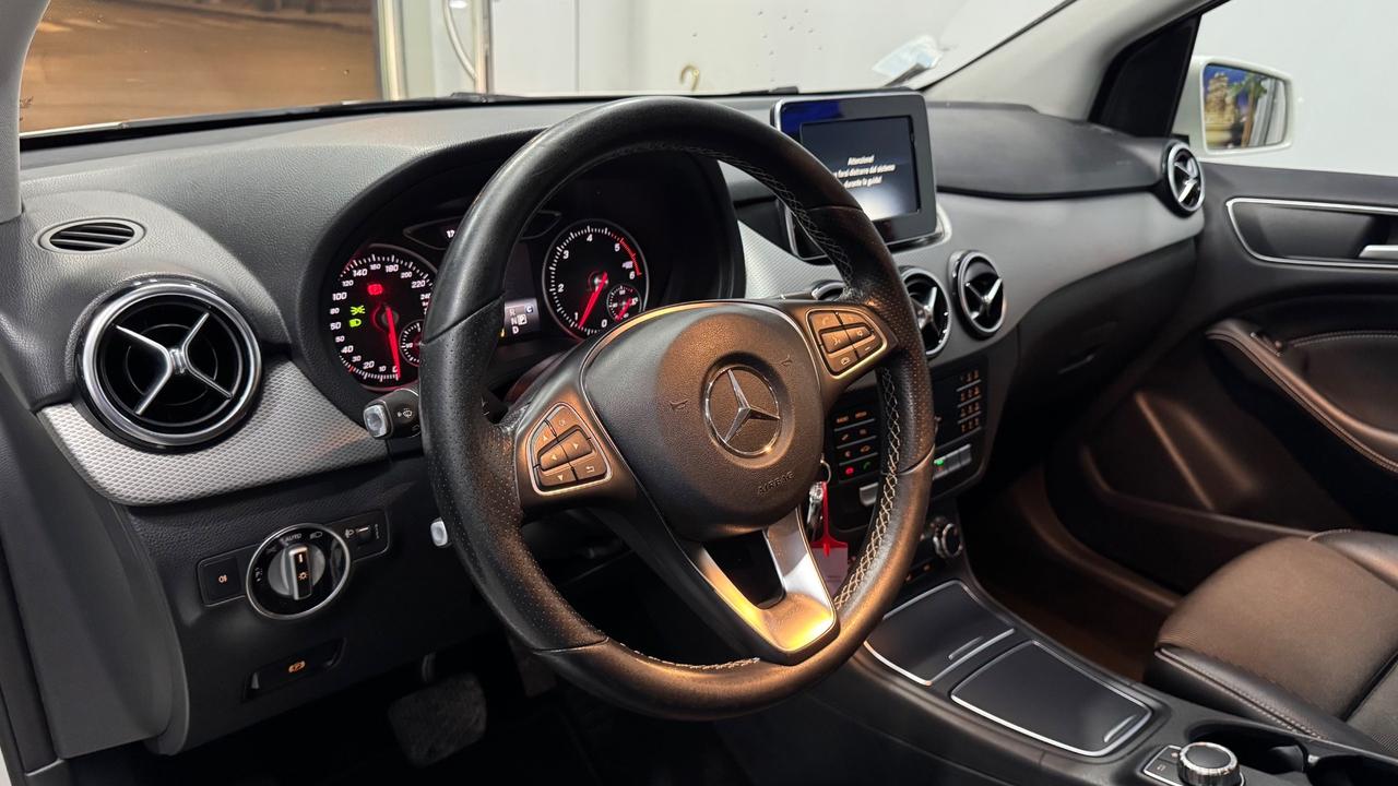 Mercedes-benz B 180 d Automatic Sport-2016