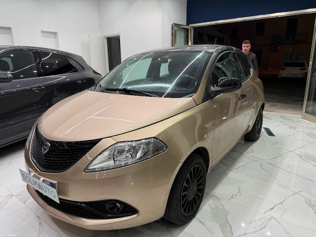 Lancia Ypsilon Lancia Ypsilon 1.2 Monogram s&s 69cv FiNANZIABILE