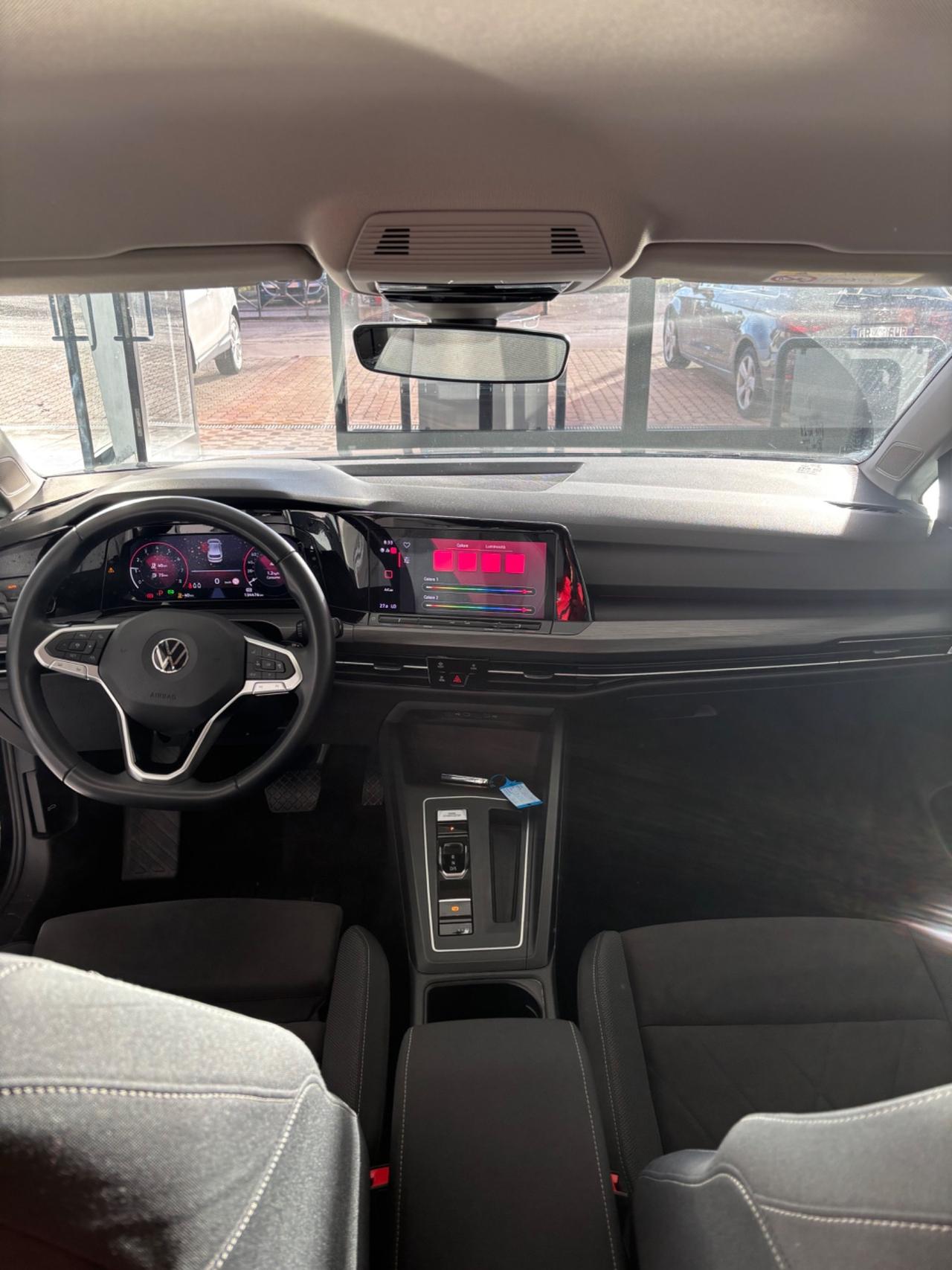 Volkswagen Golf 1.5 TGI DSG Style