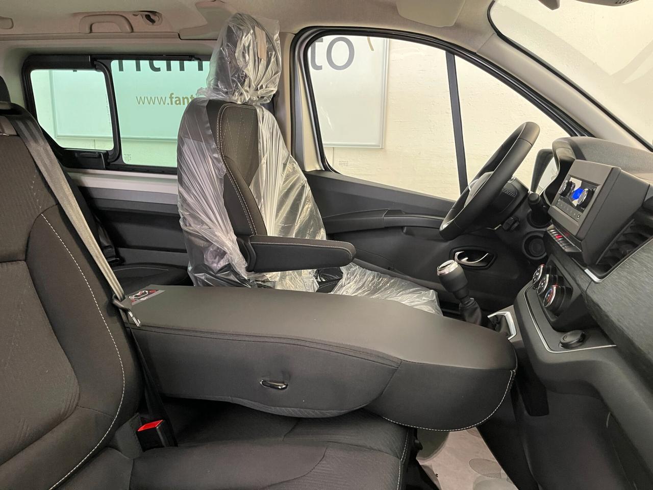 Renault Trafic PL Equilibre 9 posti 2.0 dCi c.man-LEGGI SOTTO