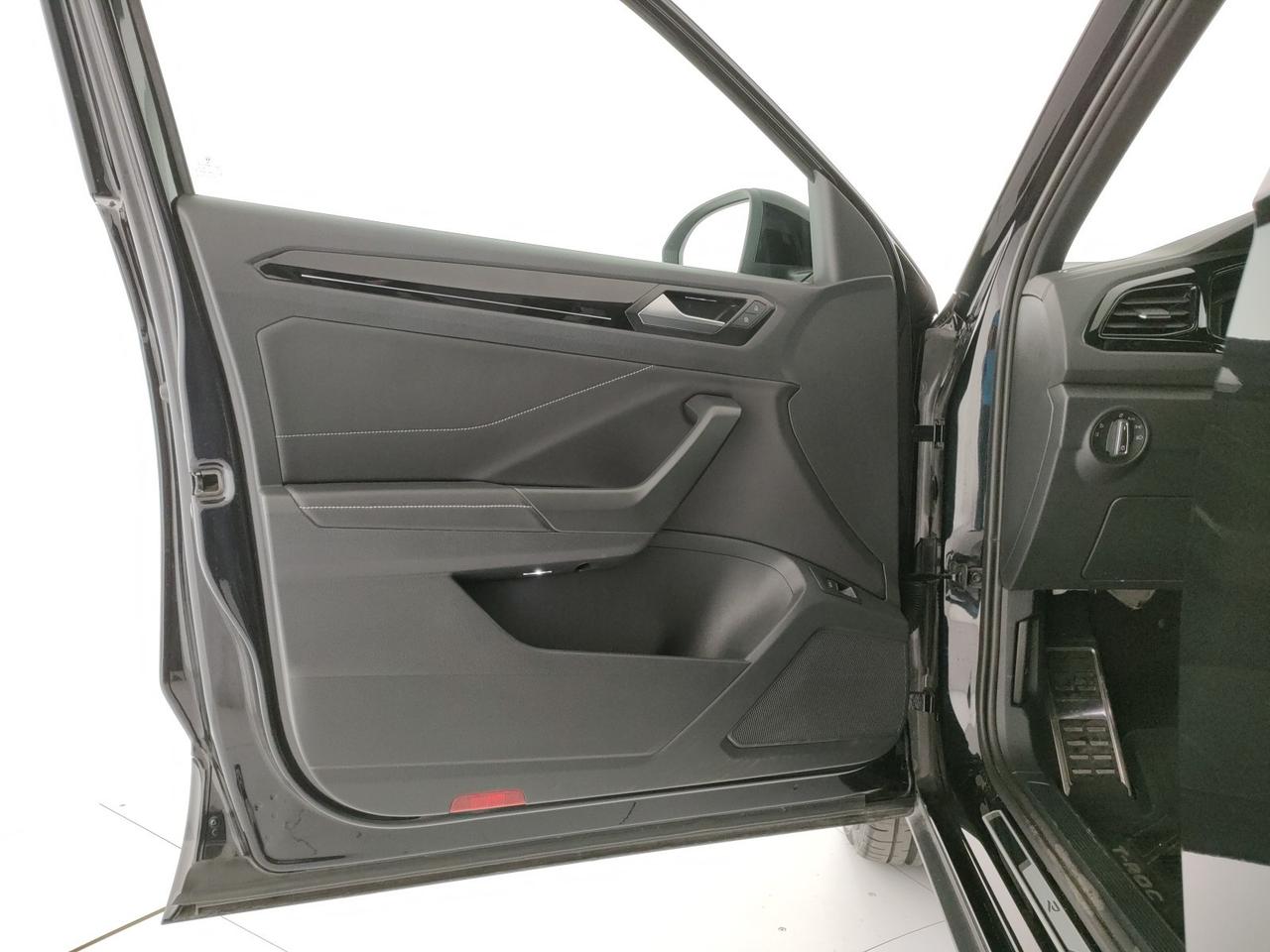 Volkswagen T-Roc 1.5 tsi r-line dsg