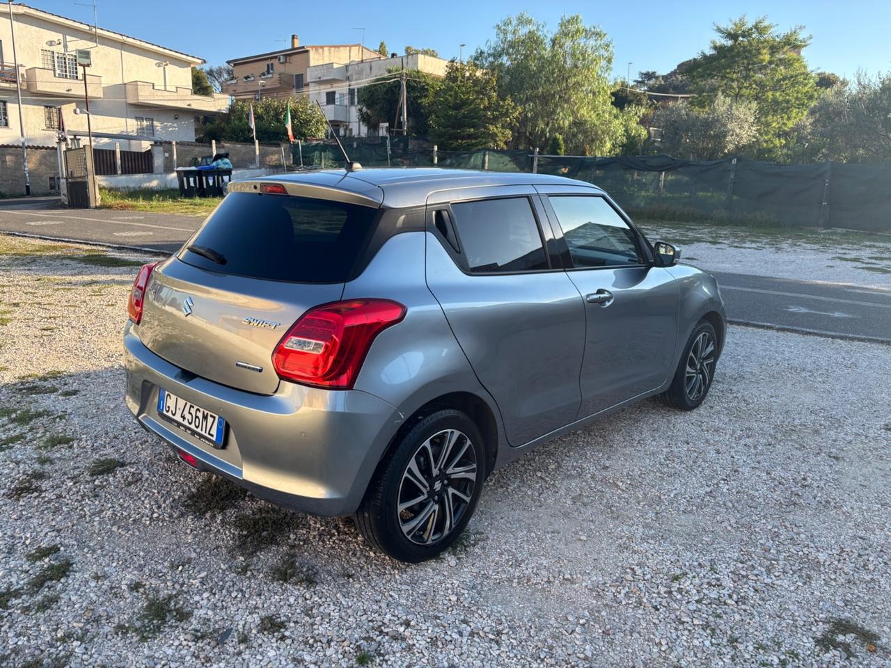 Suzuki Swift 1.2 Hybrid CVT Top