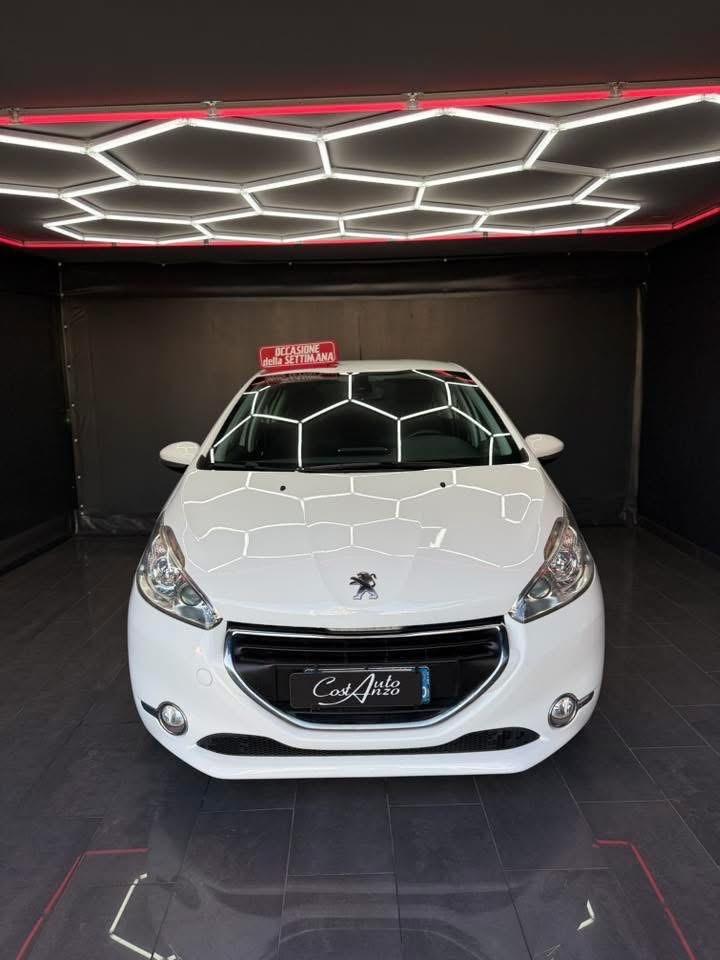 Peugeot 208 1.6 HDI 92 CV ALLURE FULL 2015
