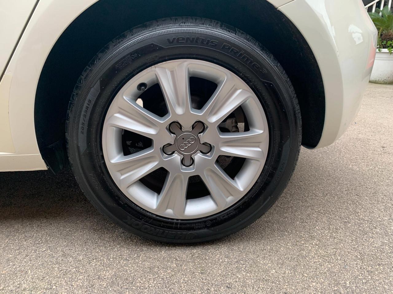 Audi A1 1.6 TDI Attraction