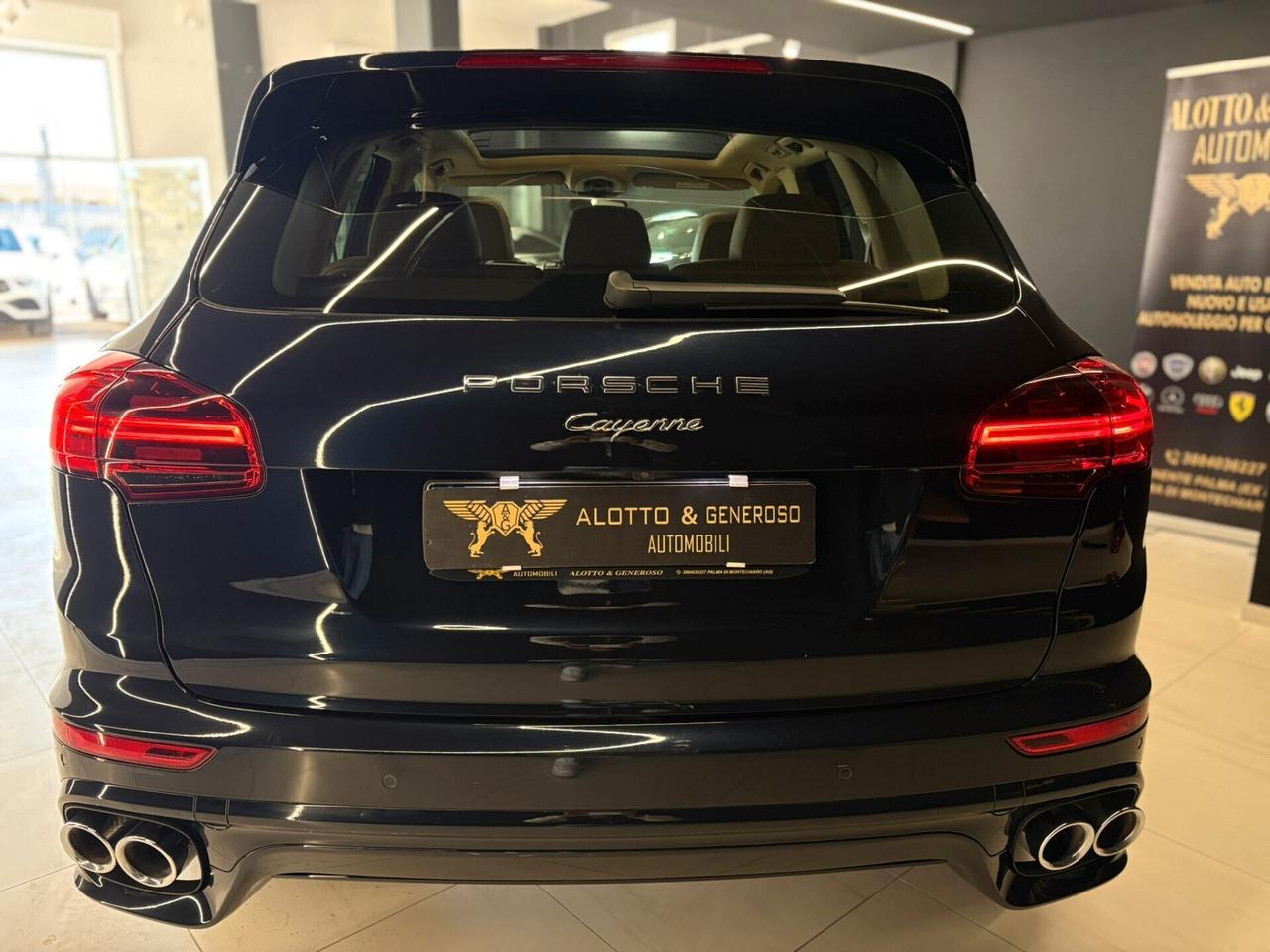 Porsche Cayenne 3.0 Diesel (TETTO,BOSE)