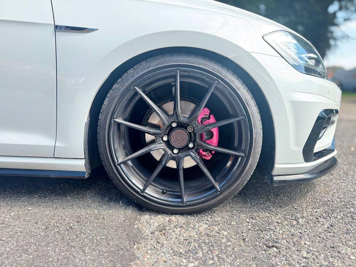 Volkswagen Golf 1.5 tsi Sport 150cv dsg