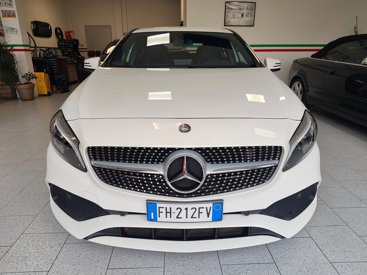Mercedes-benz A180 Premium AMG NEOPATENTATI
