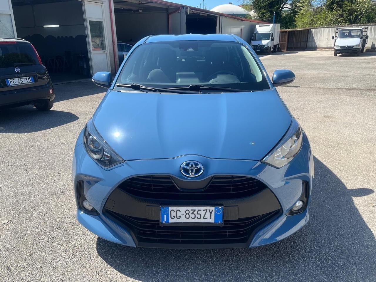 Toyota yaris 4 serie-1.5 hybrid-c.autom-2021