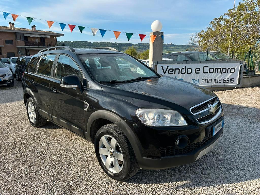 Chevrolet Captiva 2.0 TD 4X4 7 POSTI
