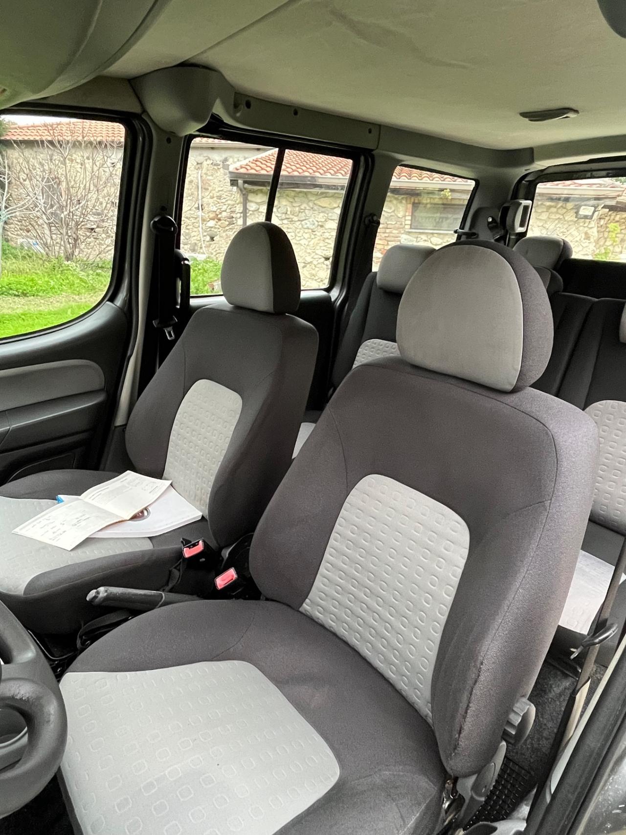 Fiat Doblo 1.3 MTJ 85CV EURO4 AUTO 7 POSTI INTROVABIL LEGGI