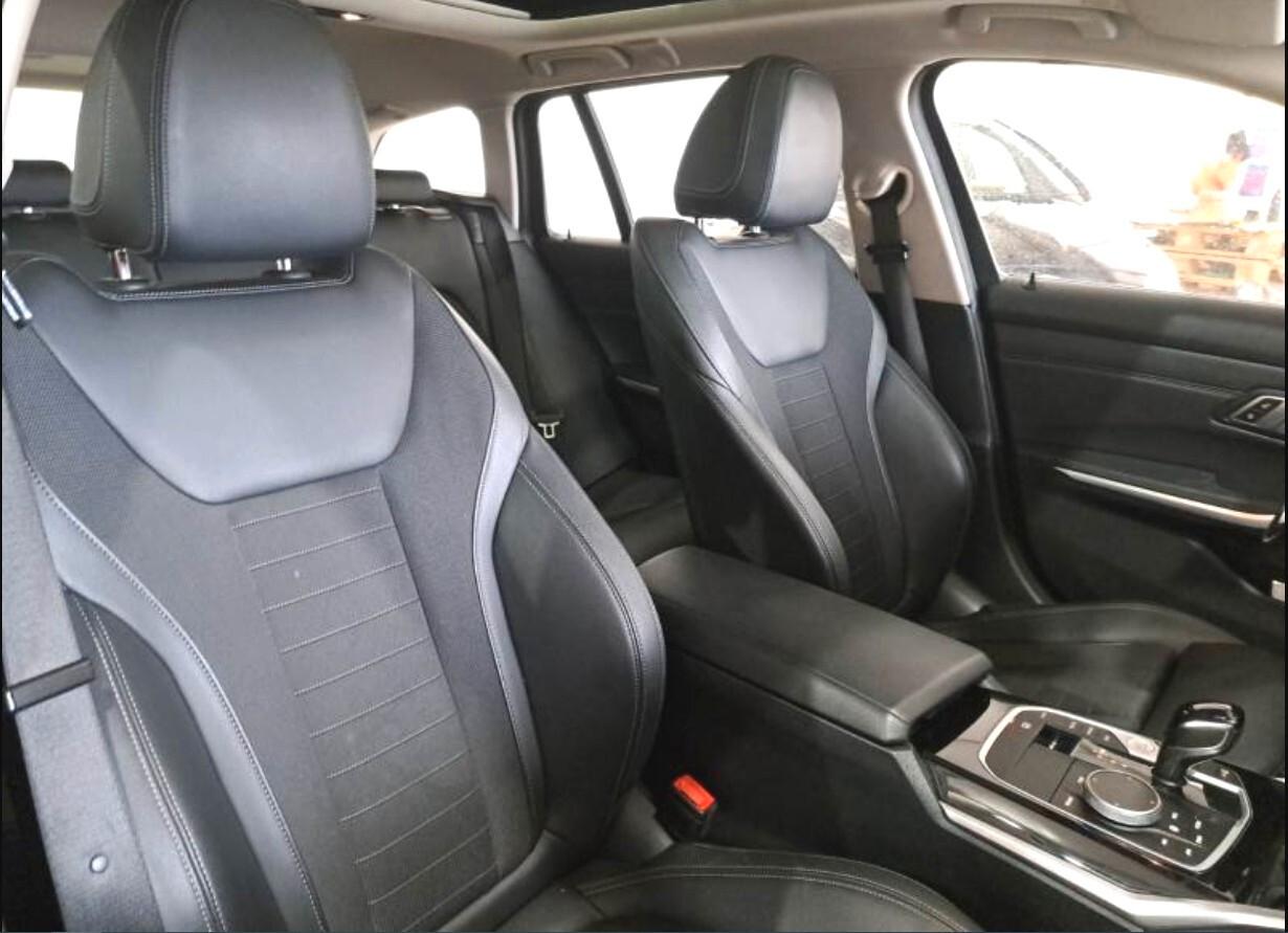 Bmw 318i Touring Sport Aut Nav Tetto Cam UNIPRO IVA DED.