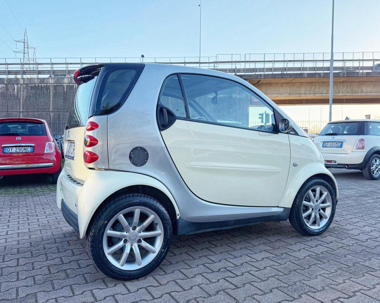 Smart ForTwo 700 coupé pure (45 kW) OK NEOPATENTATI