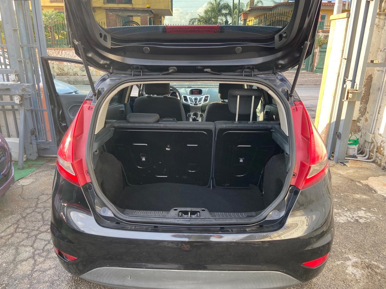 Ford Fiesta 1.4 TDCi 5p. Fermo amministrativo