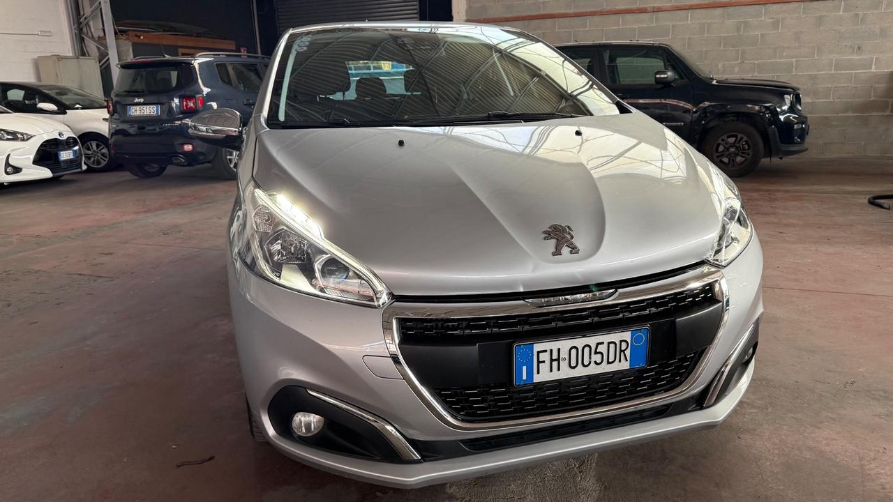 Peugeot 208 BlueHDi 100 5p. GT Line ICE White