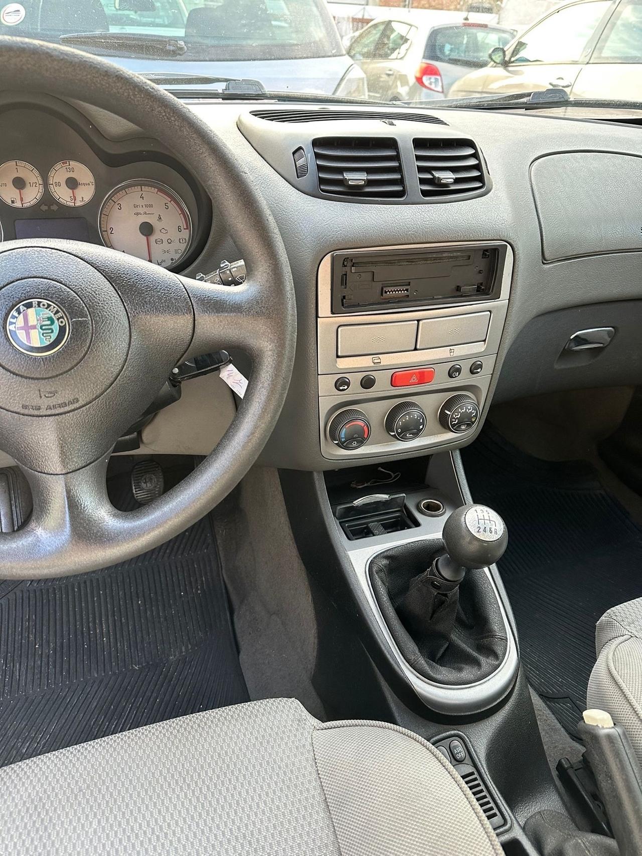 Alfa Romeo 147 1.9 JTD M-JET 16V 5 porte Exclusive