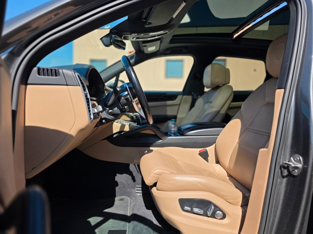 Porsche Cayenne 3.0 V6